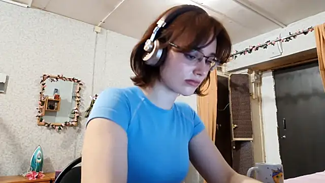 IcyKleys online show from October 20, 2025, 1:33 pm