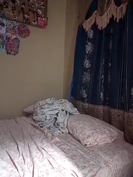 chocolatestrawberrydips online show from April 13, 2026, 5:44 am