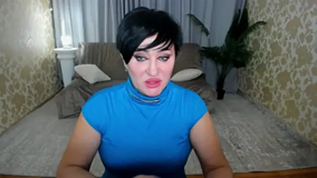 KiraTempt online show from February 11, 2026, 7:36 pm