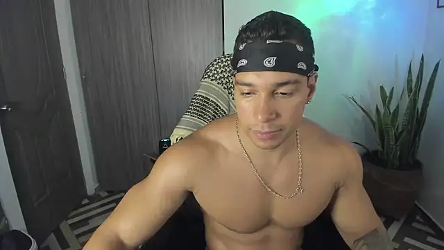 FreszX online show from December 18, 2025, 5:50 pm