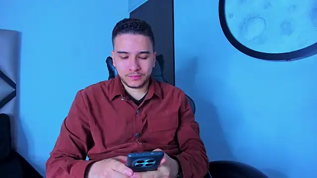 mike 257 online show from November 20, 2025, 12:06 pm