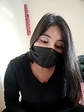 Snapshot of Hot_Angle chatting on November 28, 2025, 9:53 am Hot Angle online show from November 28, 2025, 9:53 am