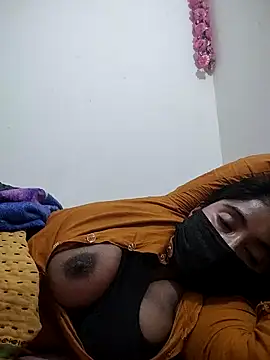 Snapshot of Hot_Angle chatting on November 27, 2025, 9:48 pm Hot Angle online show from November 27, 2025, 9:48 pm