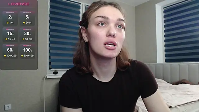 EmiliaRhodes online show from October 24, 2025, 8:30 pm