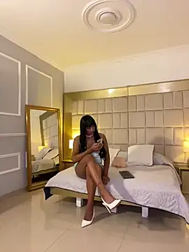 Snapshot of IsabellaDarrell_ts chatting on February 1, 2026, 2:15 pm IsabellaDarrell ts online show from February 1, 2026, 2:15 pm