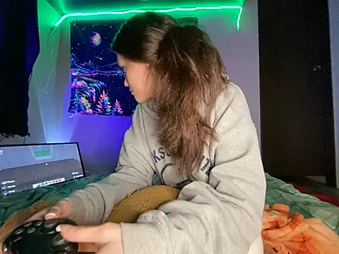 Thedeepwebcutie online show from February 19, 2026, 9:50 am