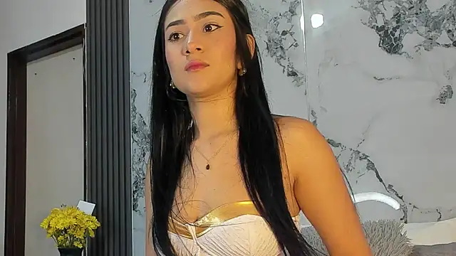 elissaWhite online show from December 18, 2025, 11:52 pm