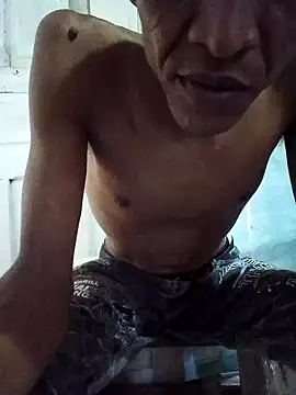 Snapshot of Estebanbigcock23 chatting on November 27, 2025, 6:41 pm Estebanbigcock23 online show from November 27, 2025, 6:41 pm