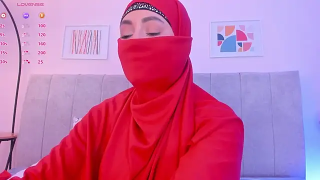 fatiima  online show from May 20, 2026, 7:33 pm