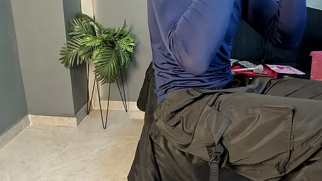 Snapshot of ArohomLester chatting on February 2, 2026, 11:20 am ArohomLester online show from February 2, 2026, 11:20 am