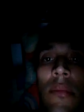 Snapshot of Damianpq chatting on October 19, 2025, 4:59 am Damianpq online show from October 19, 2025, 4:59 am