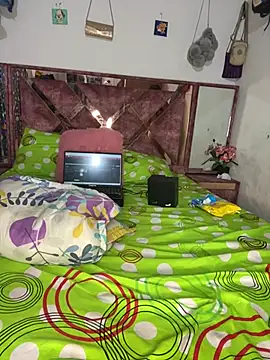 Snapshot of nadia__lulu chatting on February 10, 2026, 1:54 pm nadia lulu online show from February 10, 2026, 1:54 pm