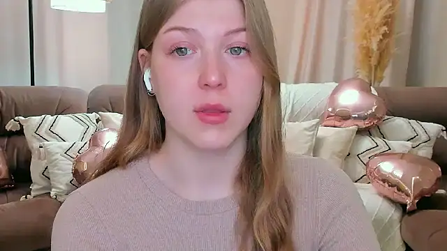 Snapshot of Stella_Light chatting on February 16, 2026, 4:55 am Stella Light online show from February 16, 2026, 4:55 am