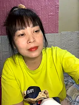 Butterfly kee online show from November 3, 2025, 2:31 pm