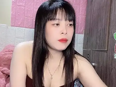 Butterfly kee online show from November 24, 2025, 2:28 pm