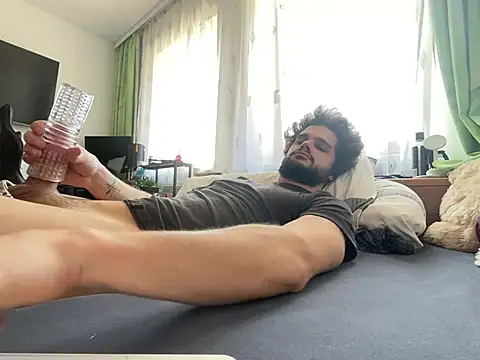 youngboyformommy24 online show from March 7, 2026, 1:38 pm