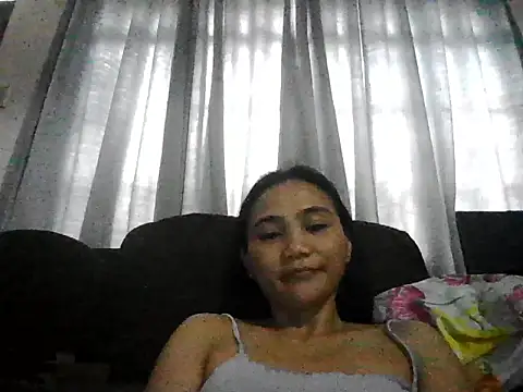 Sexytummy26 online show from November 13, 2025, 3:32 am