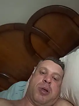 Snapshot of wellingtonmds chatting on March 14, 2026, 1:22 am wellingtonmds online show from March 14, 2026, 1:22 am