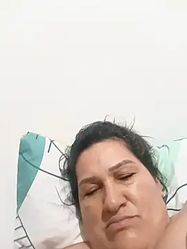 estrellita-sexy online show from October 21, 2025, 5:29 am