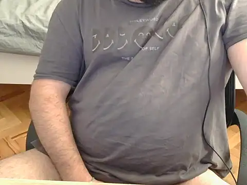 Snapshot of moneyman_11 chatting on July 11, 2026, 2:28 pm moneyman 11 online show from July 11, 2026, 2:28 pm