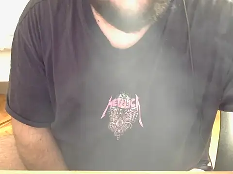 Snapshot of moneyman_11 chatting on May 17, 2026, 10:26 am moneyman 11 online show from May 17, 2026, 10:26 am