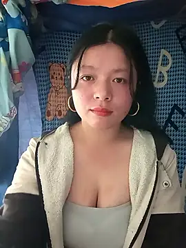 lisa-bae00 online show from January 9, 2026, 6:31 am