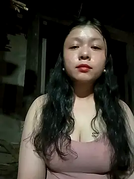 lisa-bae00 online show from April 8, 2026, 12:28 pm