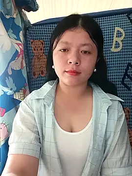 lisa-bae00 online show from April 5, 2026, 1:12 am