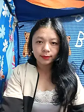 lisa-bae00 online show from December 14, 2025, 11:21 pm