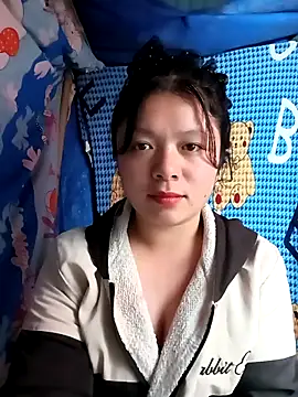 lisa-bae00 online show from March 6, 2026, 12:33 pm