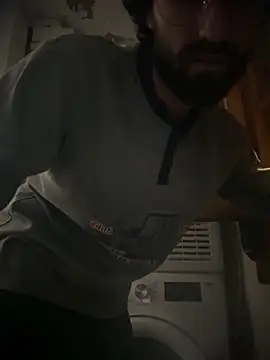 Snapshot of Paapii1098 chatting on November 2, 2025, 5:23 am Paapii1098 online show from November 2, 2025, 5:23 am