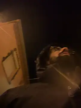 Snapshot of Paapii1098 chatting on March 1, 2026, 8:09 pm Paapii1098 online show from March 1, 2026, 8:09 pm