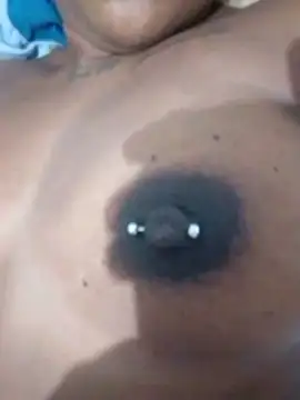 Jennyy31 online show from April 2, 2026, 9:10 pm