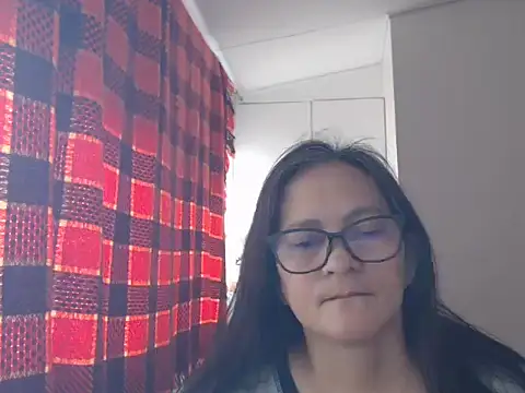 Kinkybela2025 online show from March 31, 2026, 10:56 pm