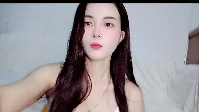 Snapshot of Family-Lovee chatting on July 12, 2026, 8:20 pm Family-Lovee online show from July 12, 2026, 8:20 pm