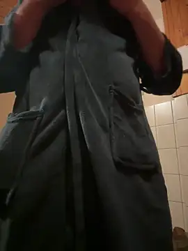 Snapshot of bart98geil chatting on April 5, 2026, 3:02 am bart98geil online show from April 5, 2026, 3:02 am