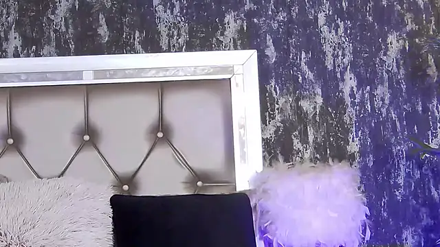 KendraNoir online show from February 19, 2026, 1:13 am