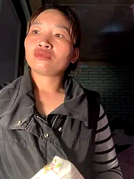 sowbibi online show from October 27, 2025, 12:33 am