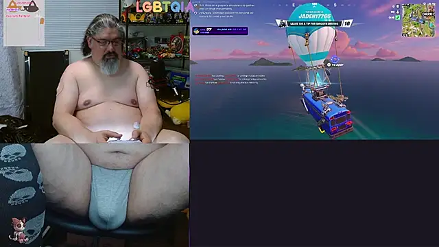 Snapshot of geekycastillo chatting on April 16, 2026, 4:35 am geekycastillo online show from April 16, 2026, 4:35 am