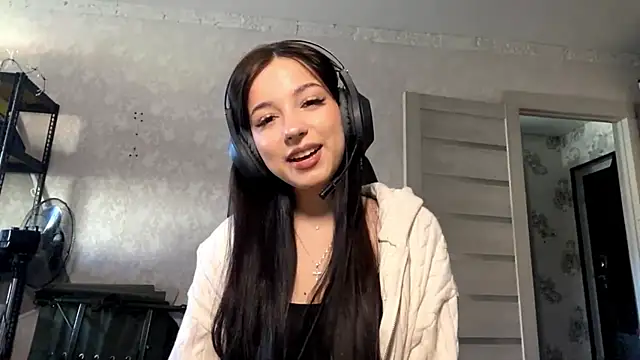 TashiaCassln online show from October 21, 2025, 6:24 am