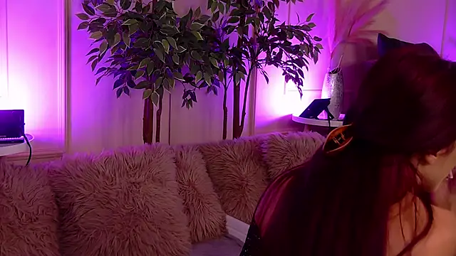 CrystalRedx online show from January 14, 2026, 5:44 am