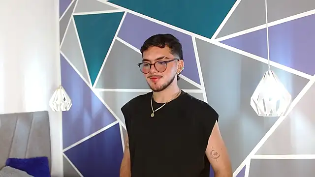 Zac Golden online show from October 22, 2025, 5:29 am