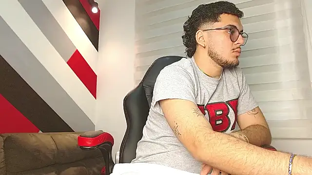 Zac Golden online show from February 15, 2026, 6:18 pm