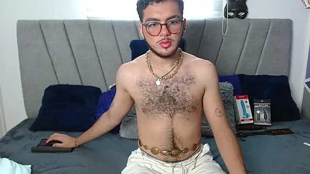 Zac Golden online show from November 3, 2025, 6:55 pm