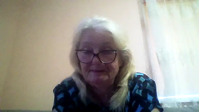 Snapshot of AmyLove353 chatting on June 25, 2026, 2:31 am AmyLove353 online show from June 25, 2026, 2:31 am