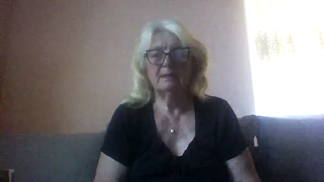 Snapshot of AmyLove353 chatting on June 28, 2026, 3:13 am AmyLove353 online show from June 28, 2026, 3:13 am