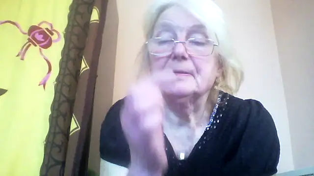 AmyLove353 online show from March 24, 2026, 6:41 pm