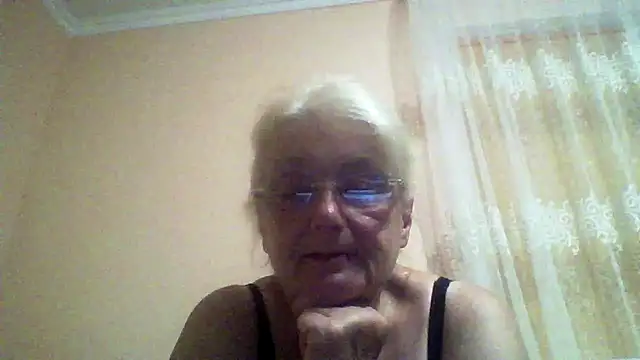 Snapshot of AmyLove353 chatting on August 6, 2026, 8:26 pm AmyLove353 online show from August 6, 2026, 8:26 pm