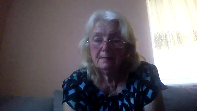 Snapshot of AmyLove353 chatting on July 11, 2026, 3:51 am AmyLove353 online show from July 11, 2026, 3:51 am