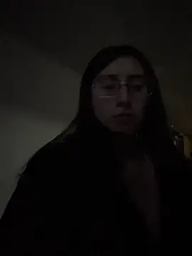 Violeet-Smith online show from December 21, 2025, 10:54 pm